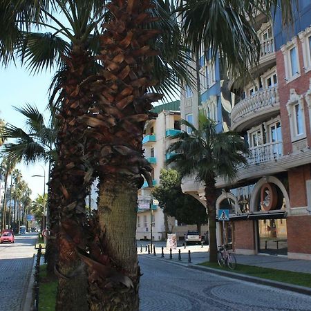Batumi Apartment In Front Of Sheraton Extérieur photo