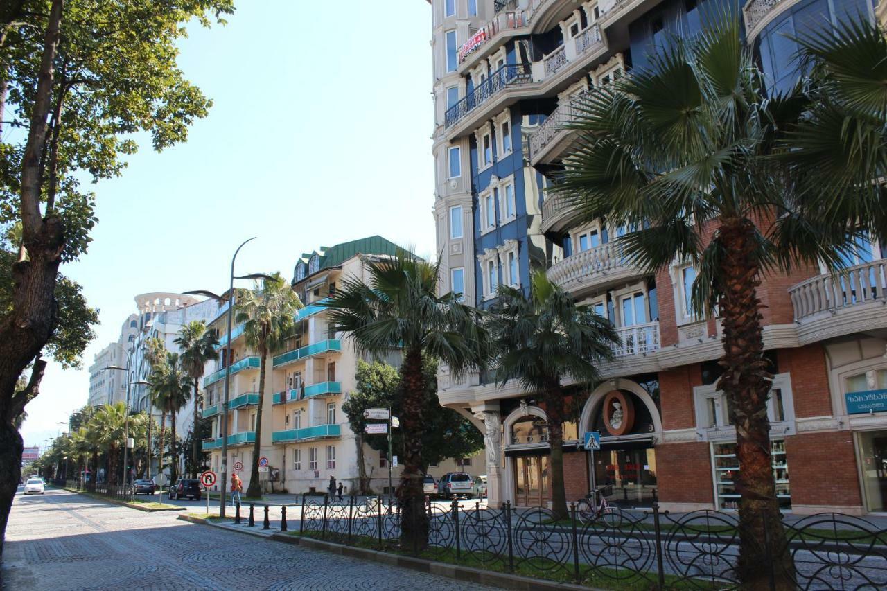 Batumi Apartment In Front Of Sheraton Extérieur photo