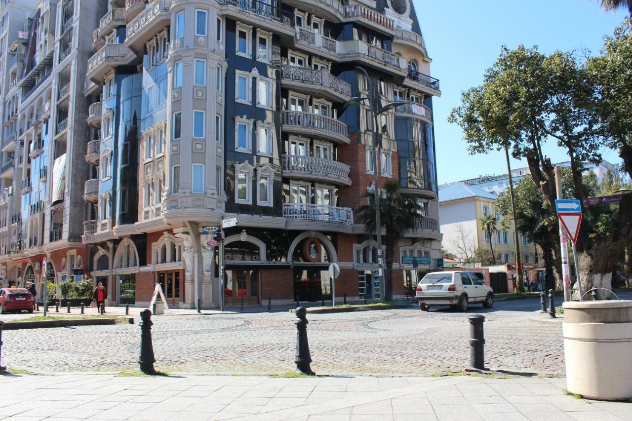 Batumi Apartment In Front Of Sheraton Extérieur photo